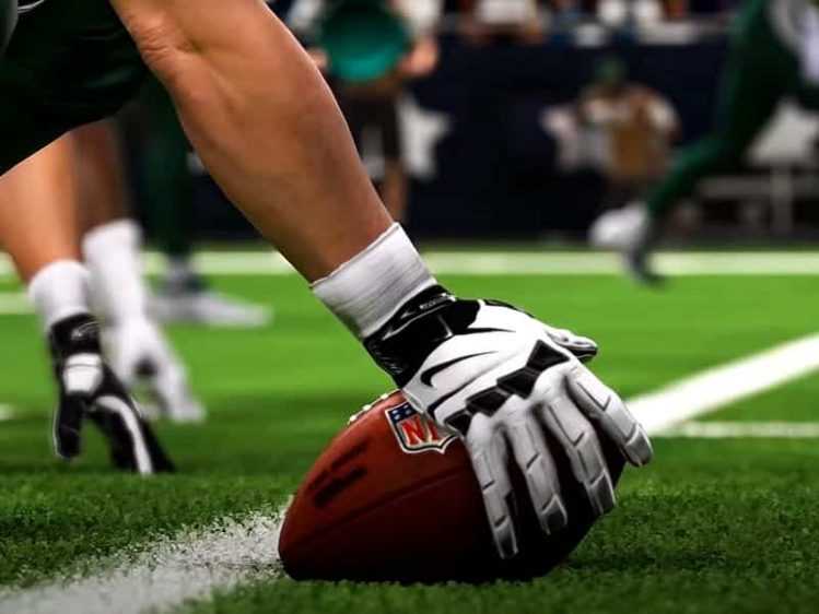 Weltweit erscheint Madden NFL 21 am 28. August - Vorbesteller spielen drei Tage früher. Bildrechte: Electronic Arts